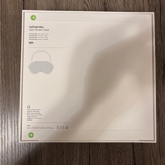 AirPods Pro Max | Midnight *Limited Stock* - Picture 2 of 5